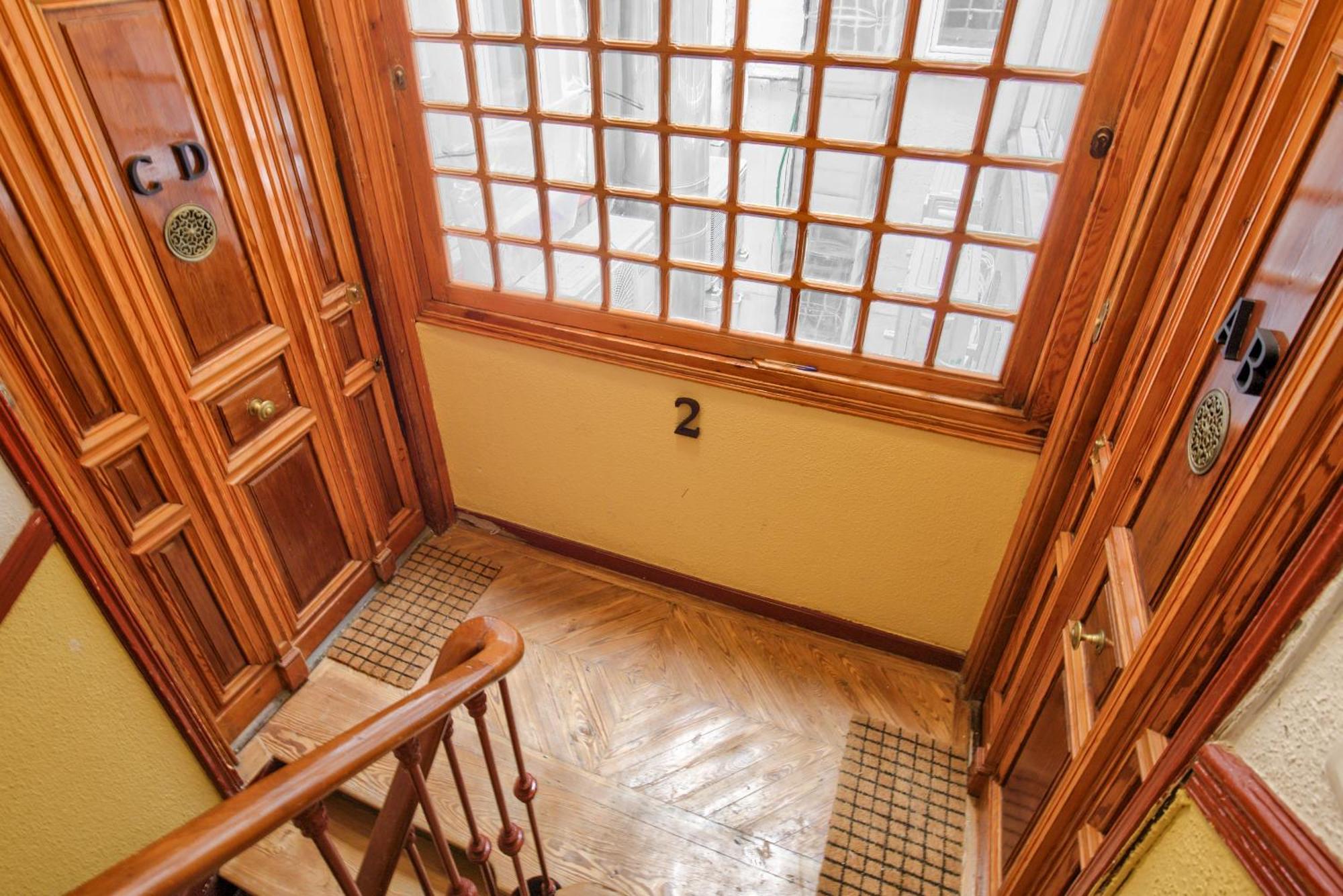 Mezzanine Orange Apartment Madrid Exterior photo