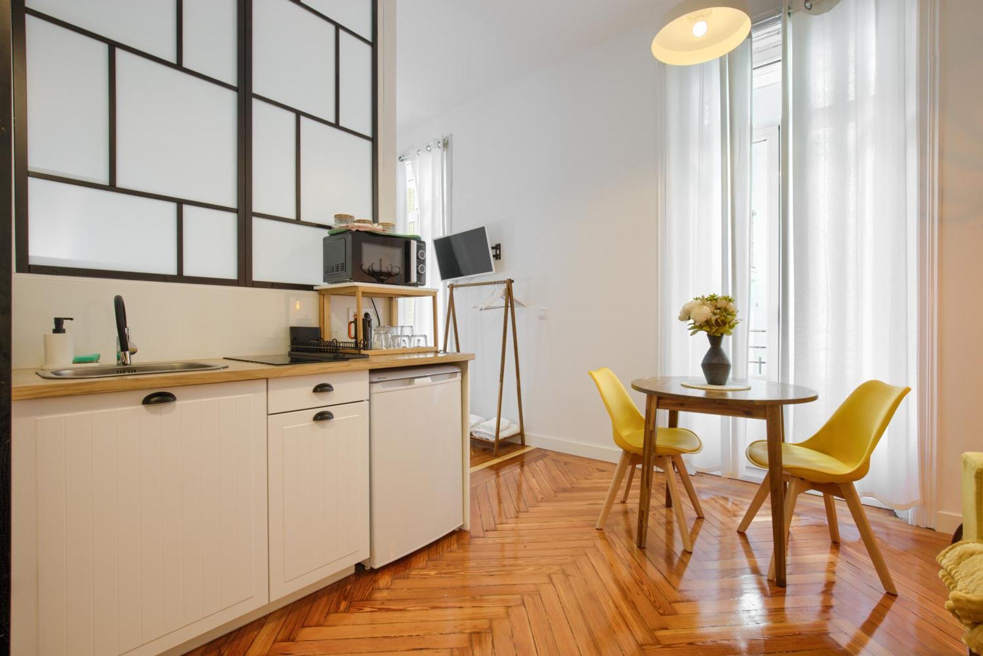 Mezzanine Orange Apartment Madrid Room photo